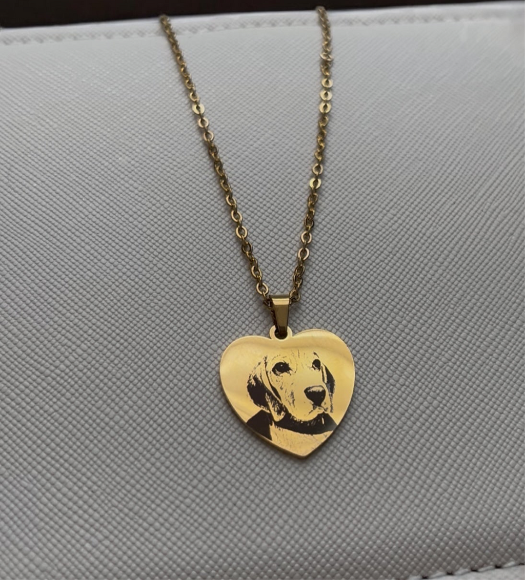 Eteréa™ |  Medalla Corazón | Retrato